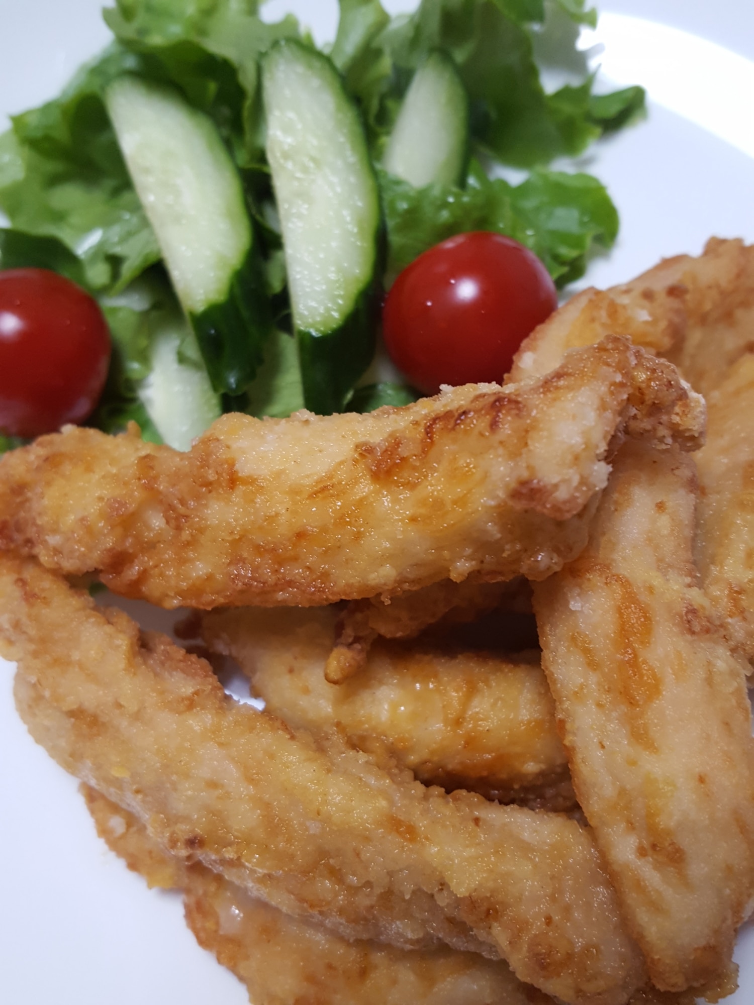 ★☆鶏むね肉の塩味スティック唐揚げ☆★