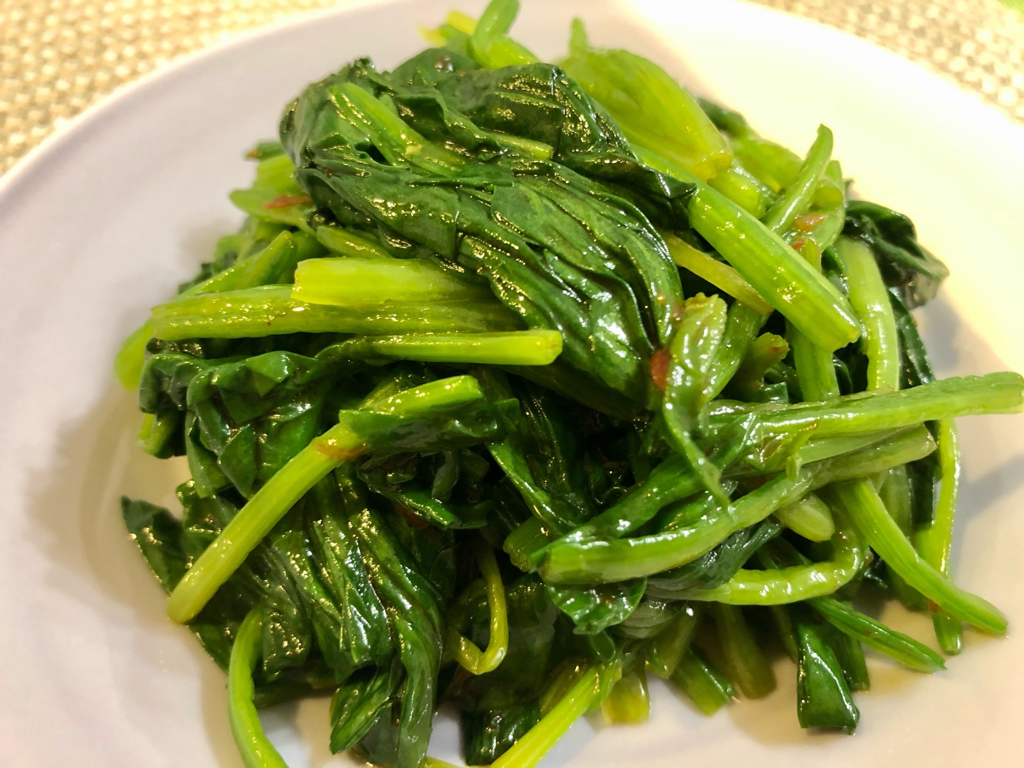 簡単副菜♫ほうれん草のシャキシャキピリ辛ナムル