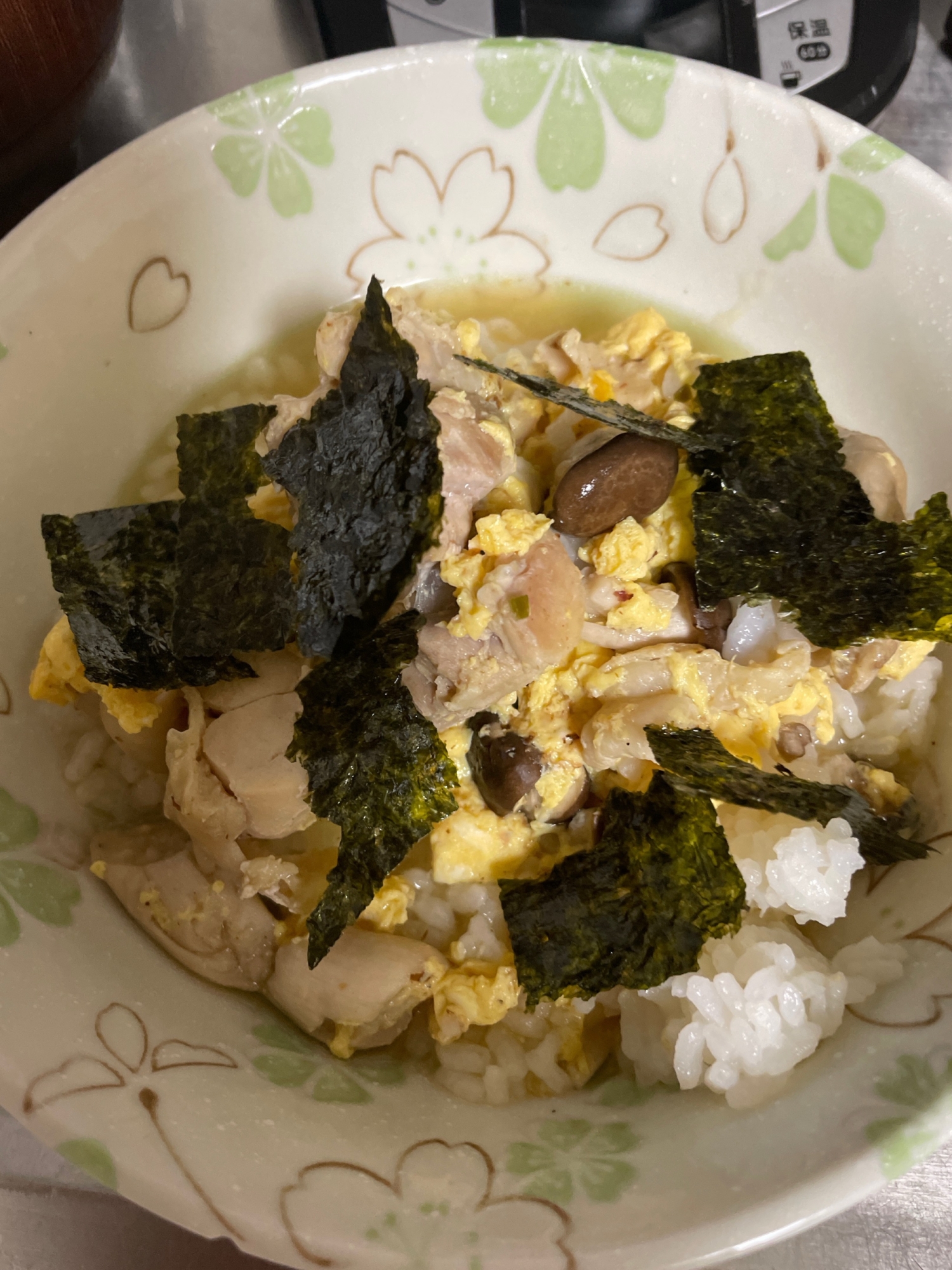 鶏としめじと卵雑炊(^^)/