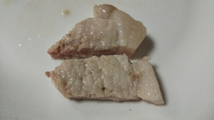 シンプル薄切り豚ロース肉の塩コショウ炒め