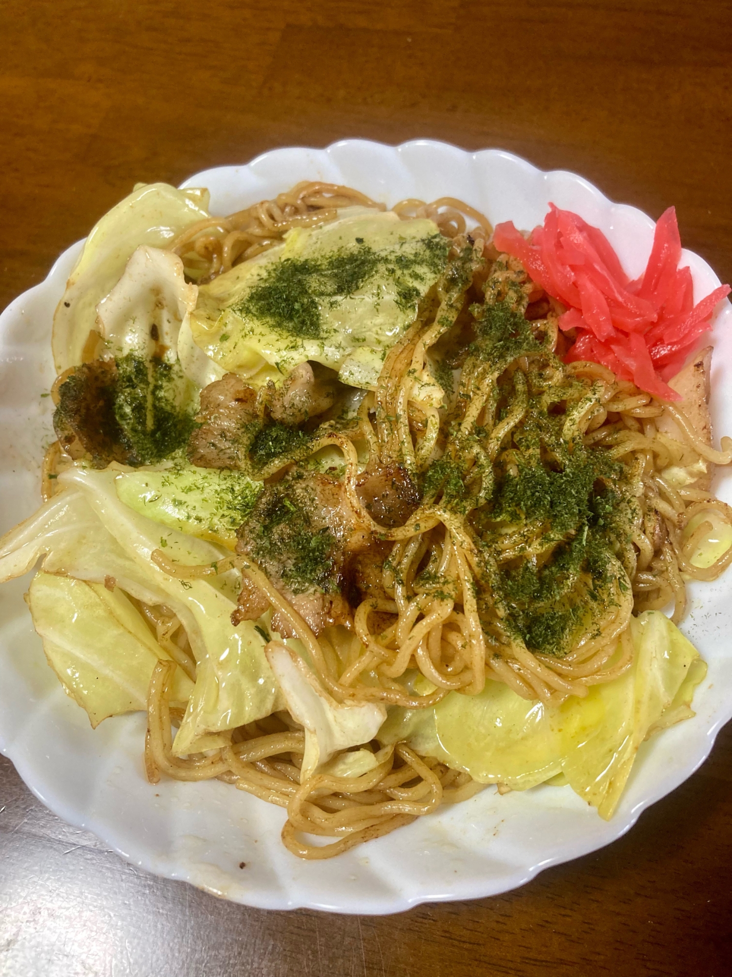 ひと手間加えて美味さUP！定番マルちゃん焼きそば♪