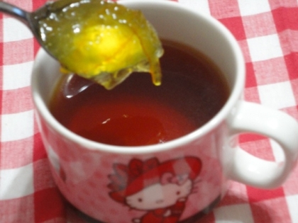 フルーティな紅茶が飲みたくなって作ってみました。^^
香りも良くて美味しい♪
ご馳走様でした！