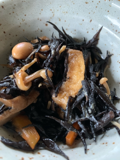 こんにゃくは、なかったので、入っていませんが、おいしくできました。