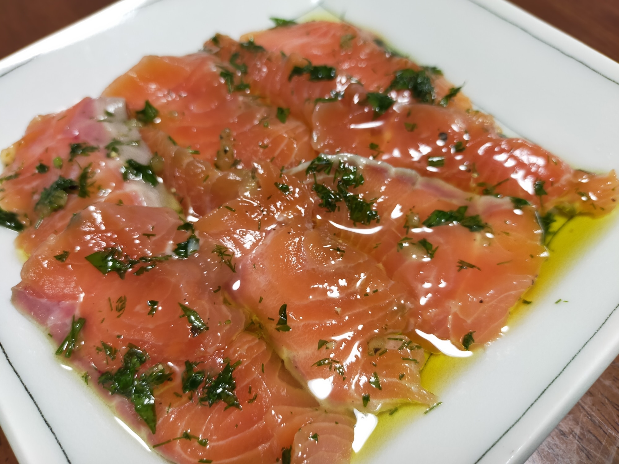 ハーブで漬けたサーモンカルパッチョ レシピ・作り方 by AKDENiZ