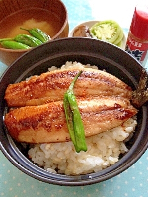 真いわし開きのフライパンで蒲焼き　鰯重♪