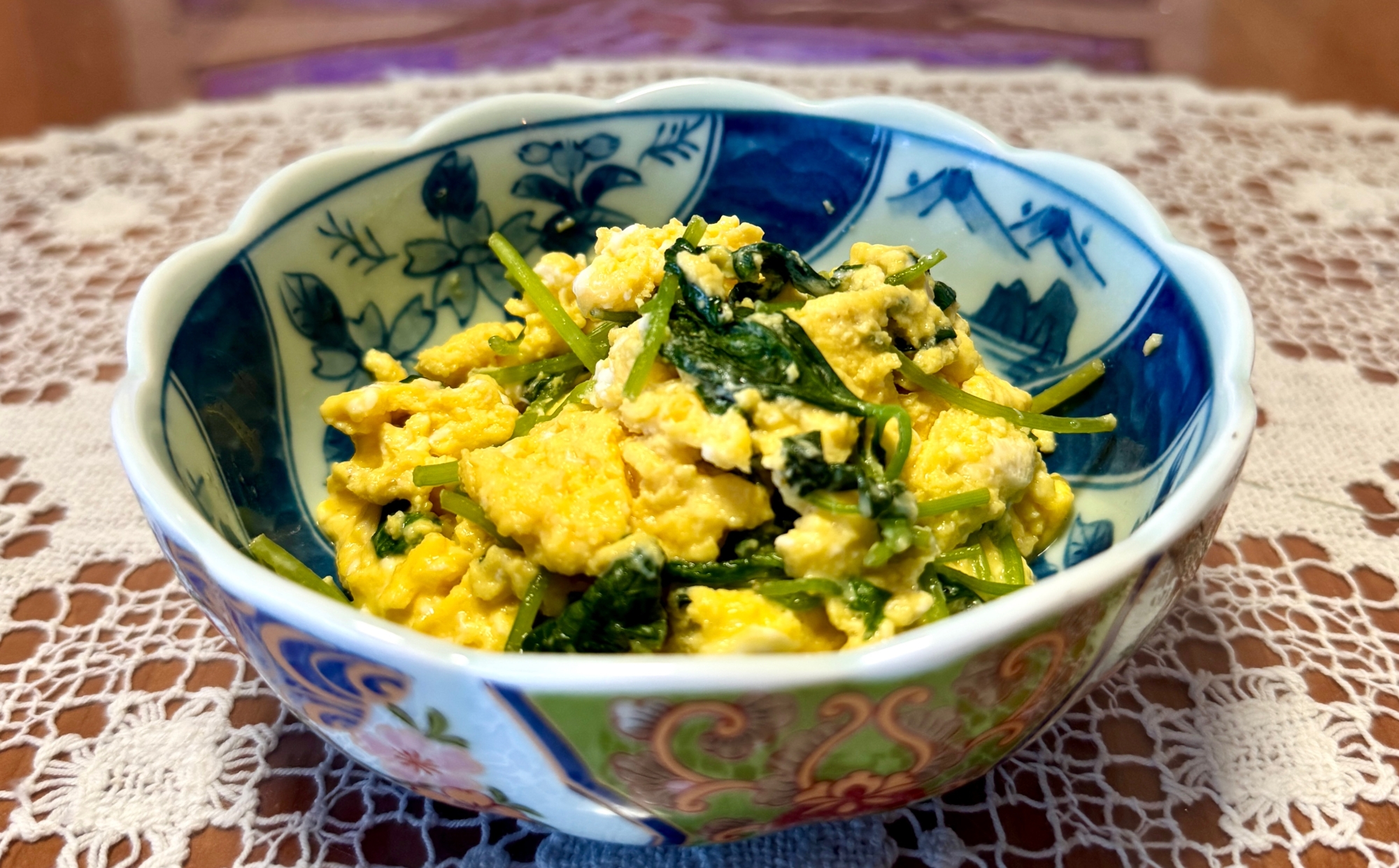 お弁当に!風味がグッ!色鮮やかな☆三つ葉の卵とじ