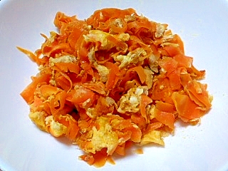 ツナのオイルでおいしい☆にんじんしりしり
