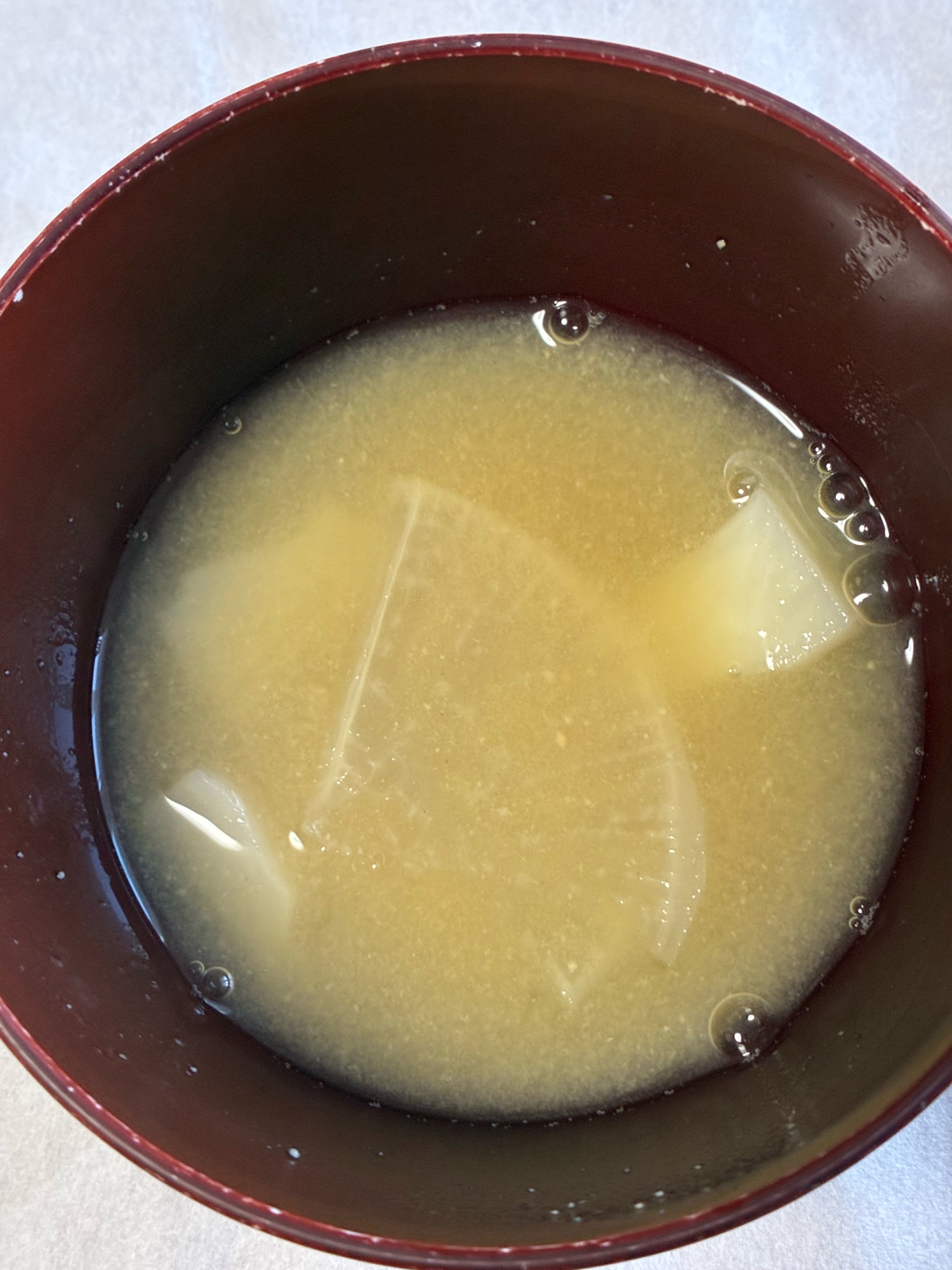 大根と里芋の味噌汁