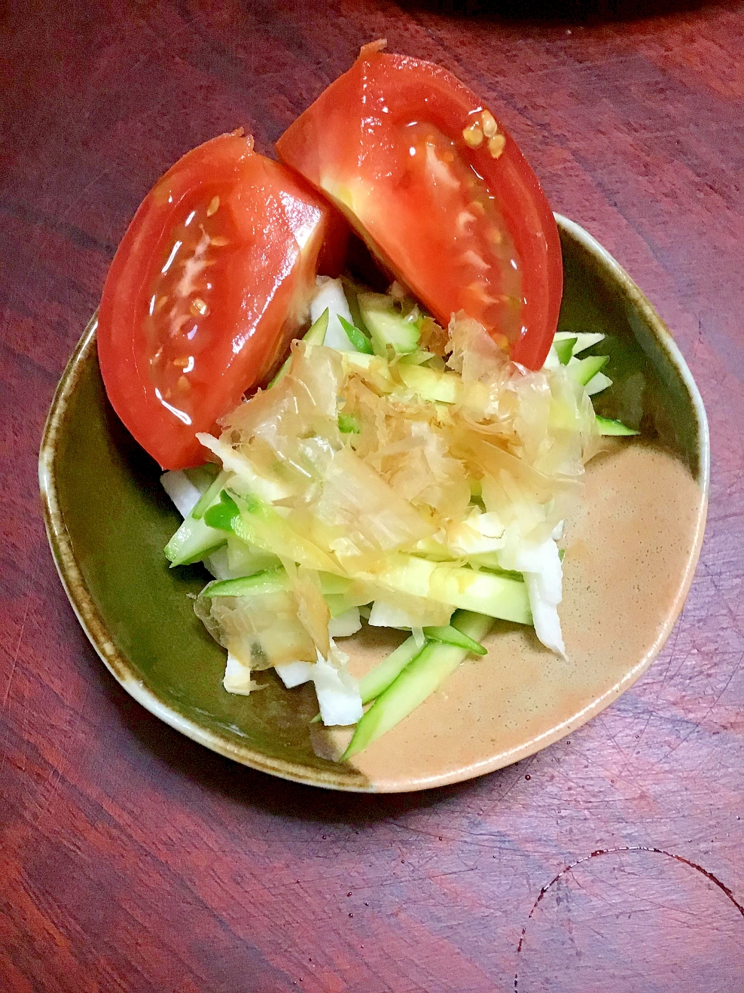 胡瓜と長芋のさっぱり小鉢withトマト。