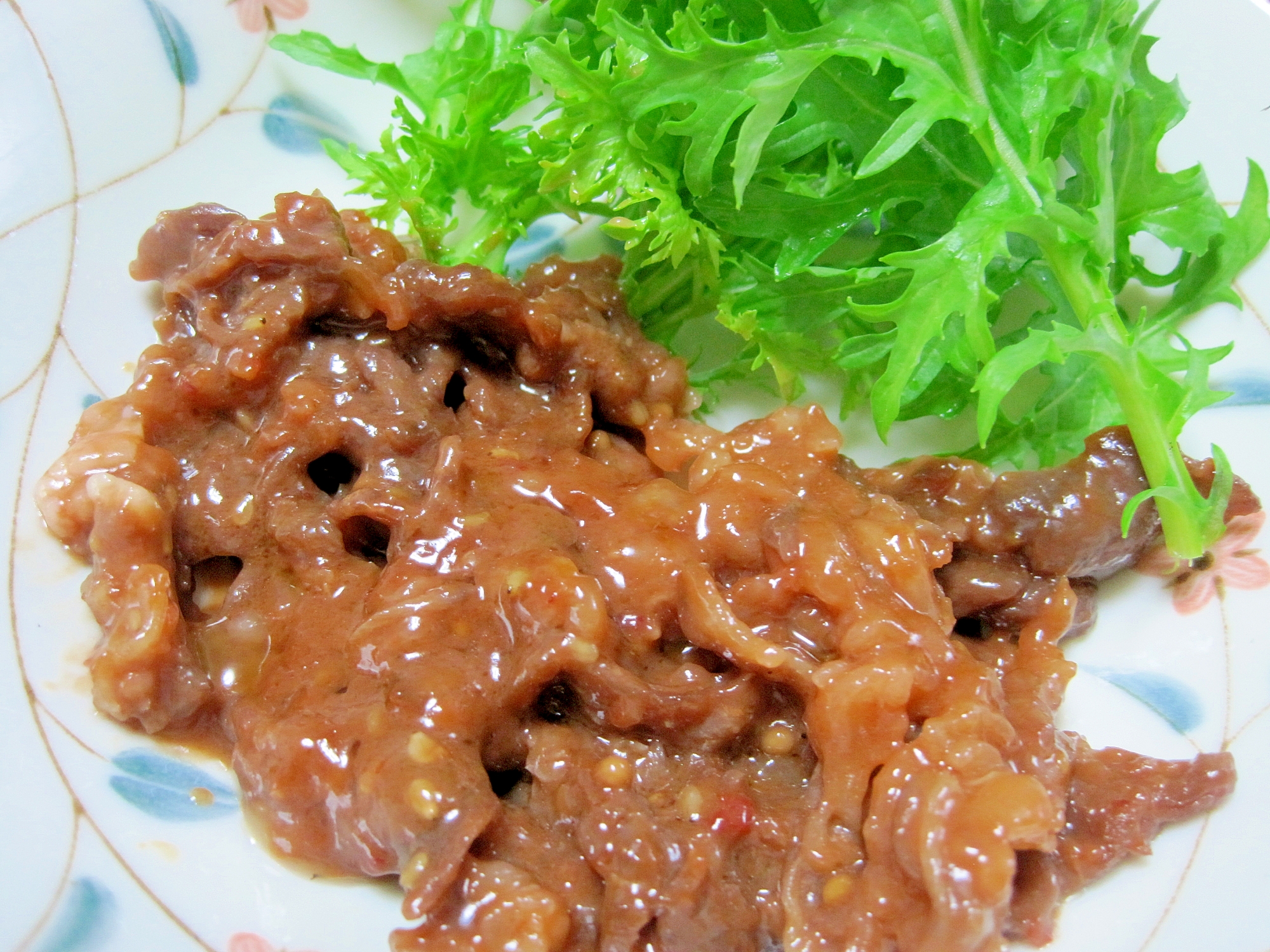 白いご飯がどんどん進む牛焼肉