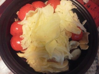 キャベツとプチトマトのホットサラダ