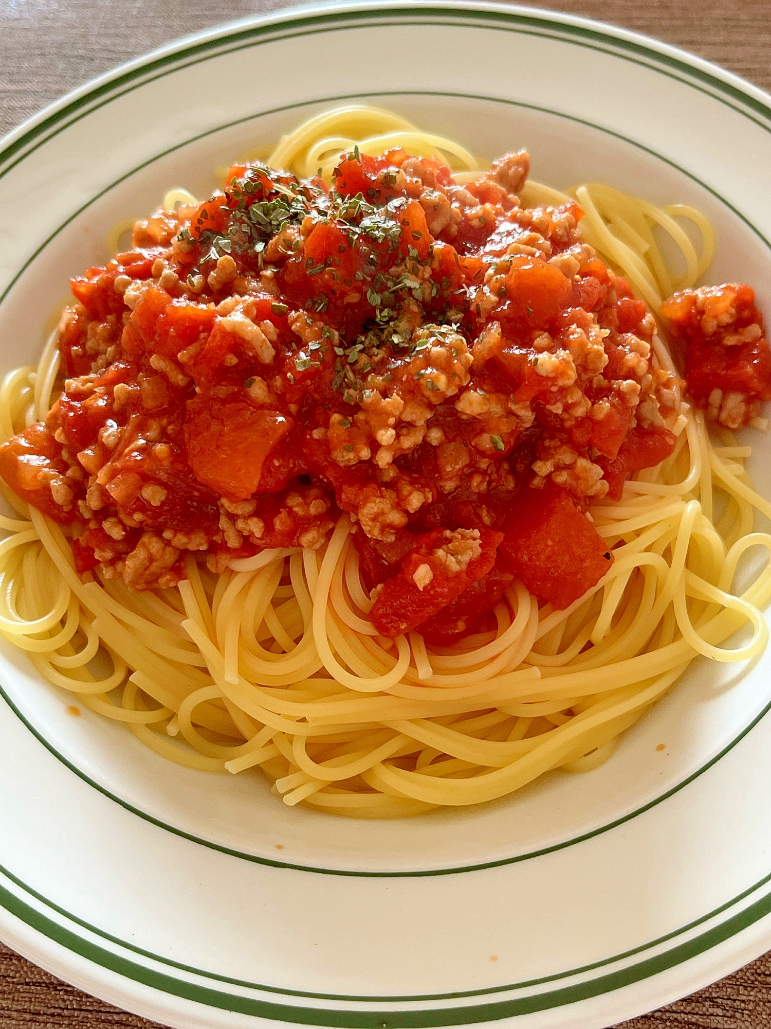 ひき肉たっぷりミートソーススパゲッティ