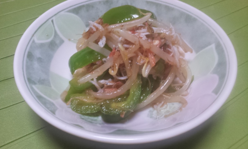 冷蔵庫にあるもので、たっぷり野菜おひたし