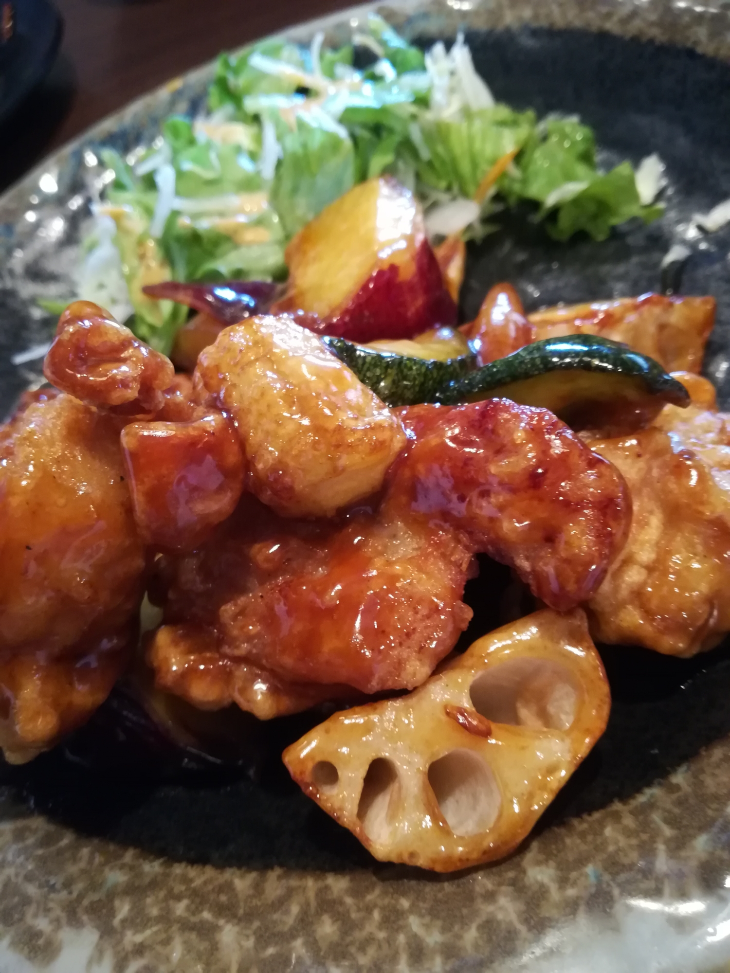 夏野菜と鶏肉の甘酢あん炒め