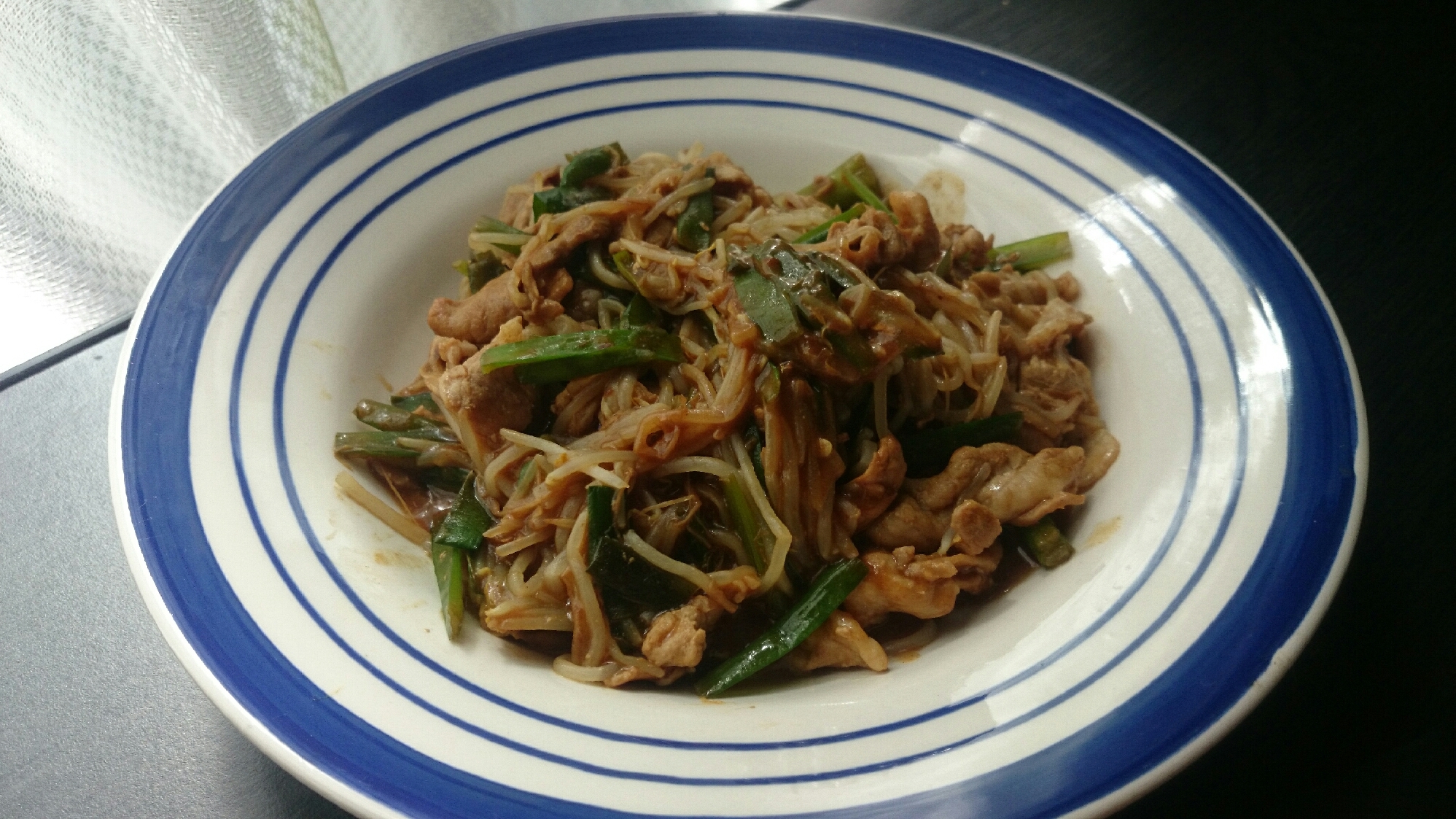 節約!豚とニラのもやしカレー