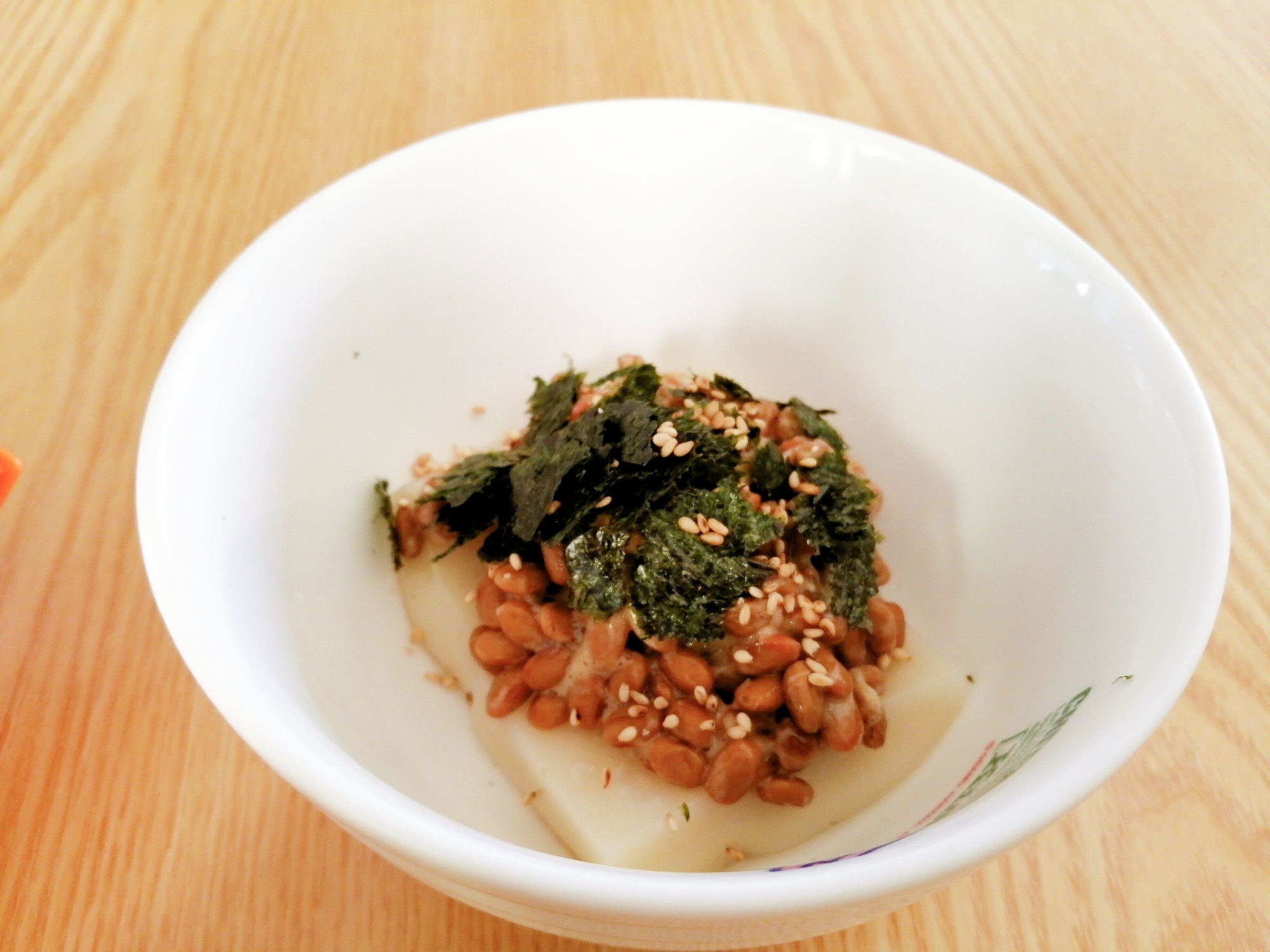 レンジで☆わさびと海苔とごまの納豆餅