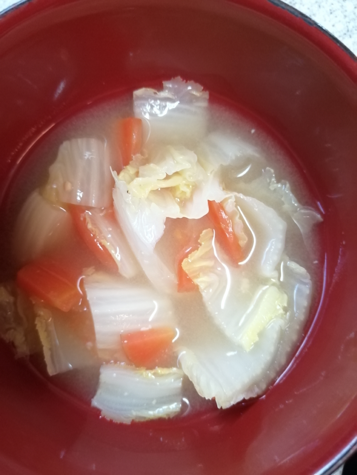 にんじんと大根と白菜の中華スープ