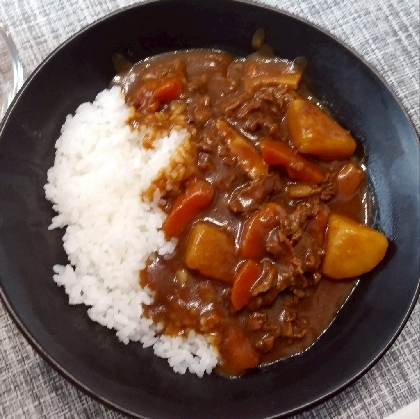 牛バラ切り落としでビーフカレー