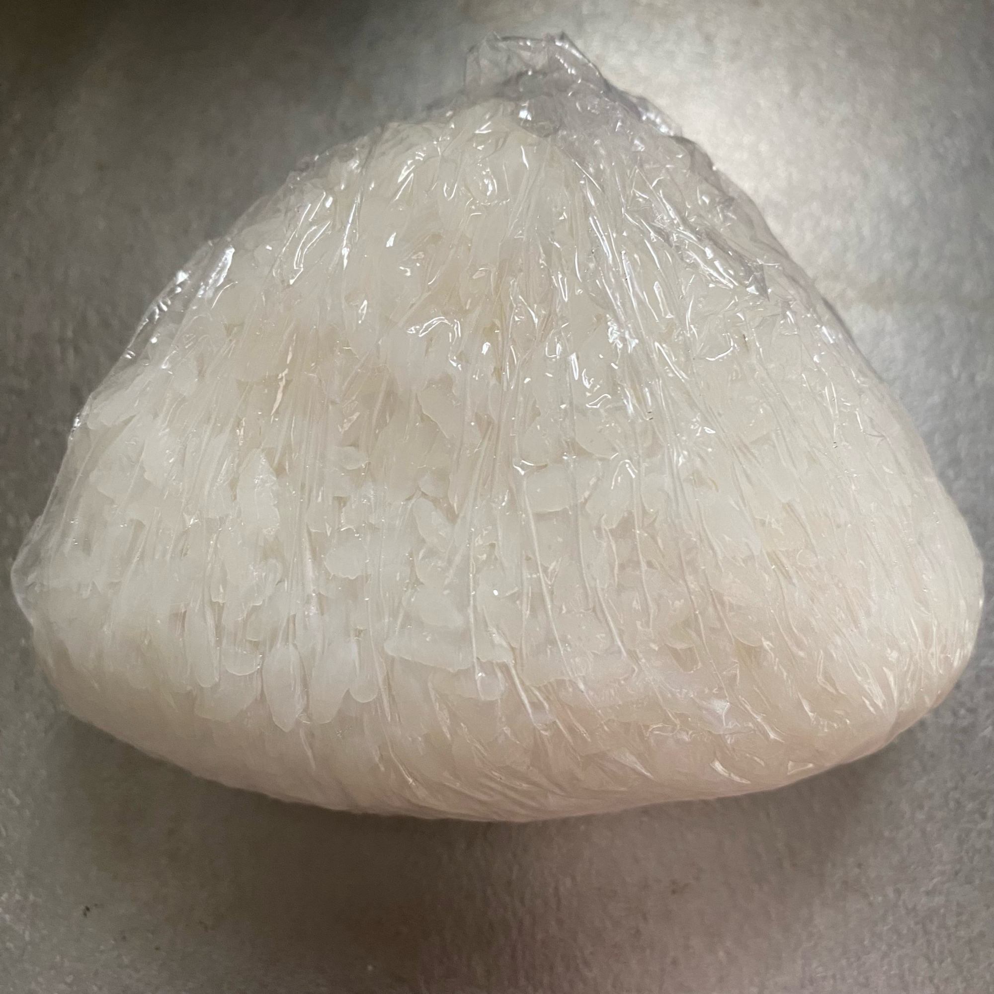 厚切りベーコンのおにぎり