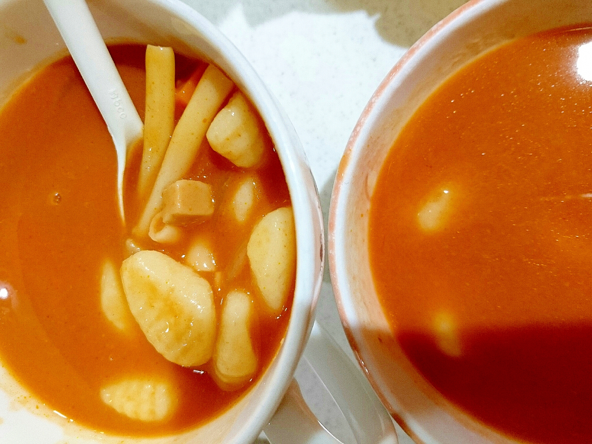 ニョッキとマカロニのトマトスープ