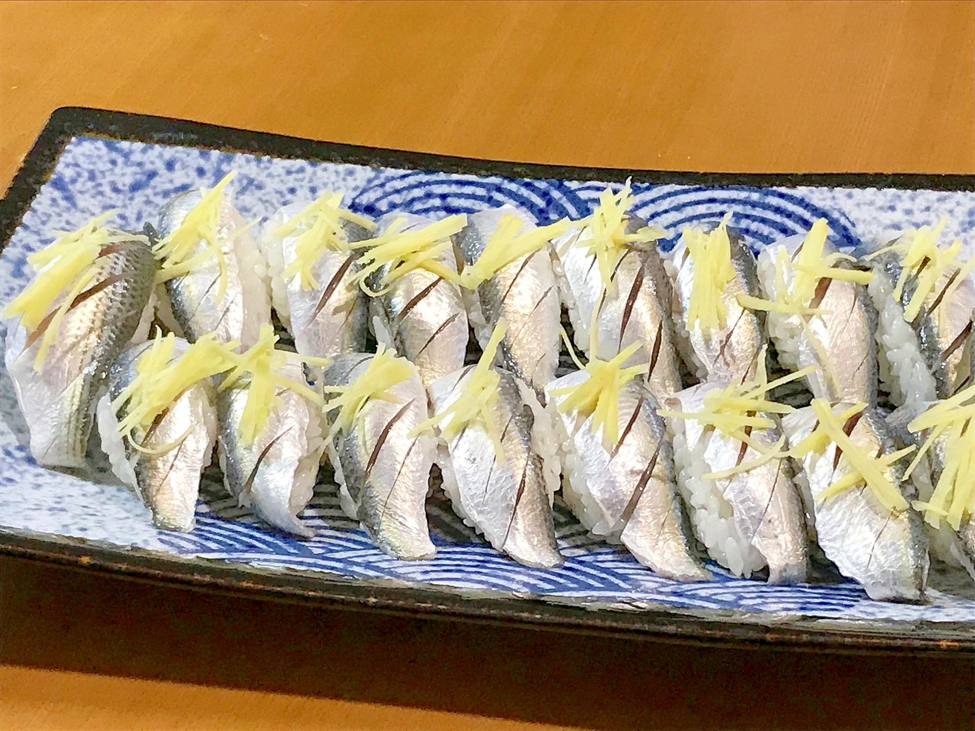 半生が美味い！ママカリで握り寿司♪