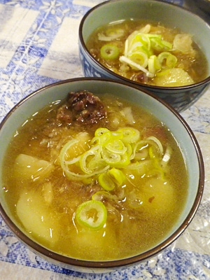 牛じゃがニンニク春雨スープ