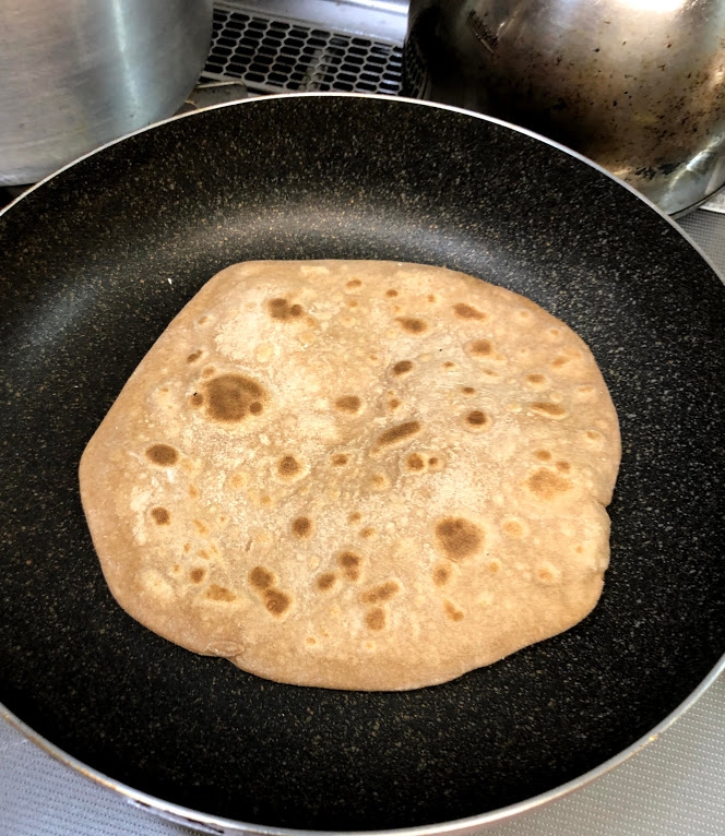 パン用全粒粉でお手軽チャパティ インド気分