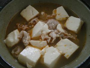 豚肉と豆腐の食べるラー油スープ