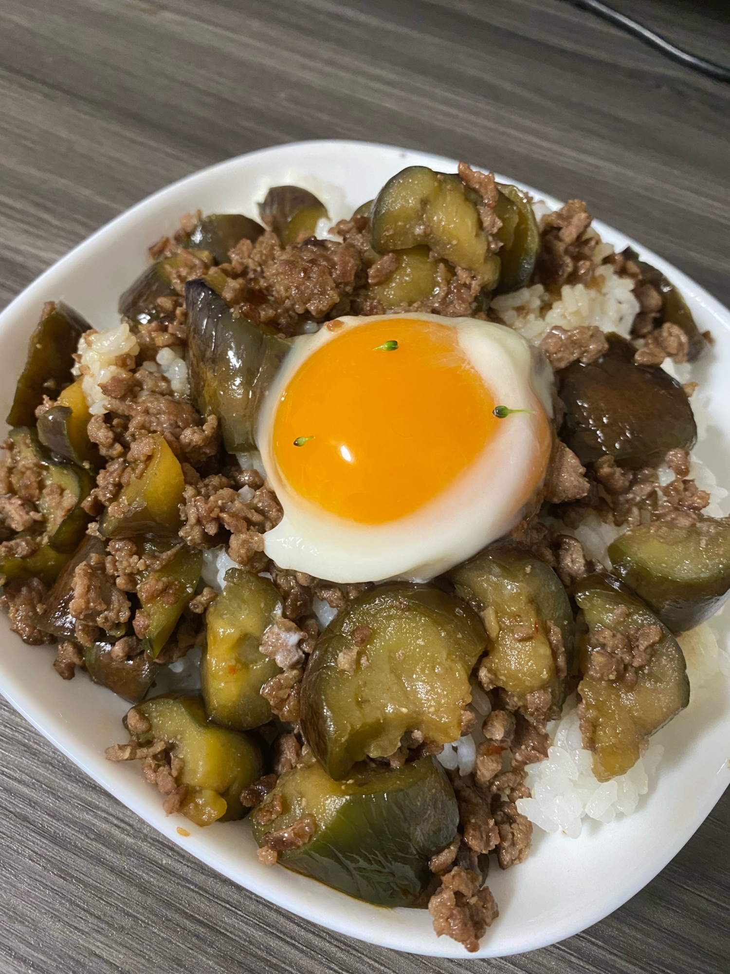 めちゃうま！ナスの肉みそ炒め丼⭐