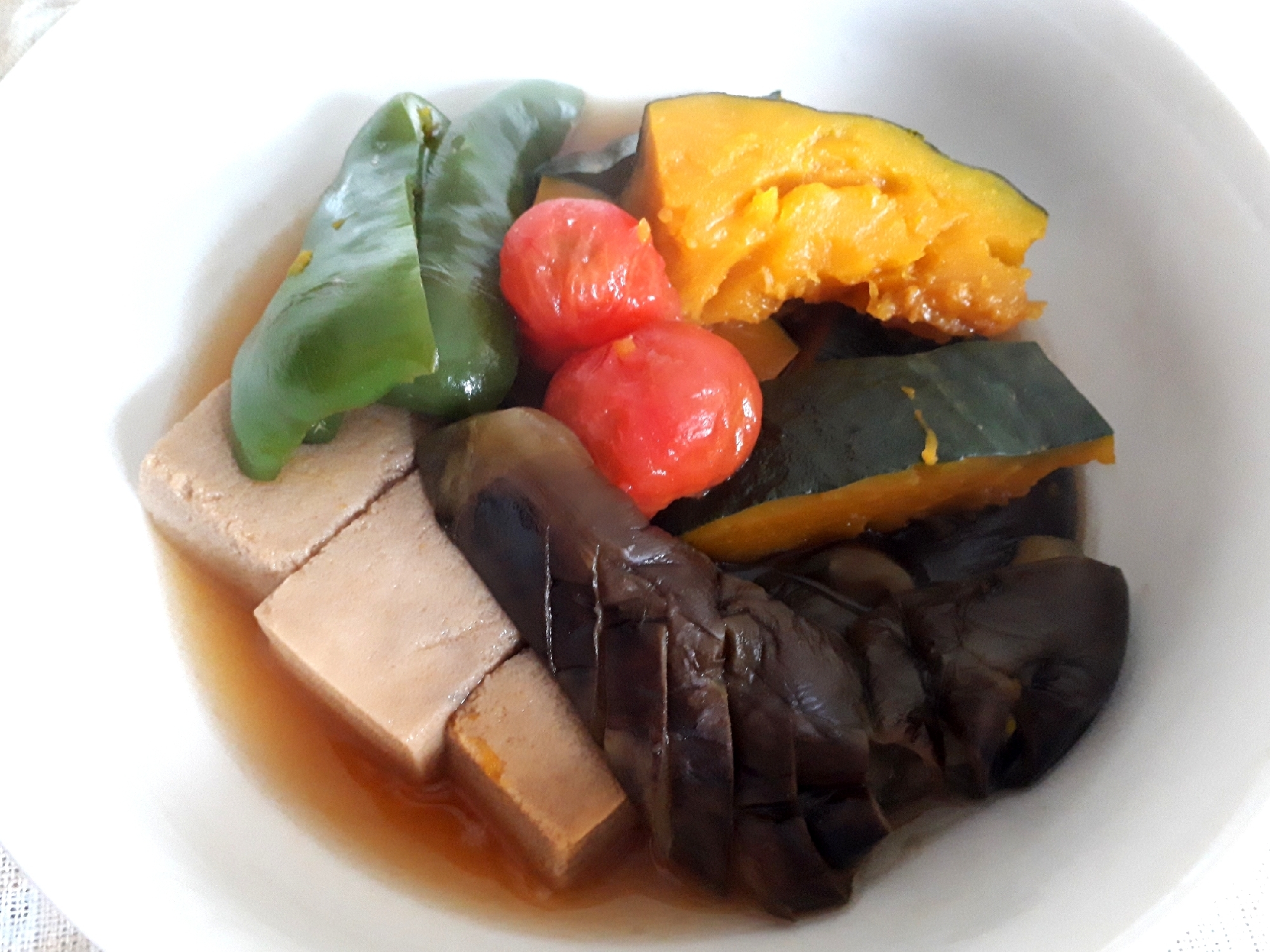 あっさり☆夏野菜と高野豆腐の煮物