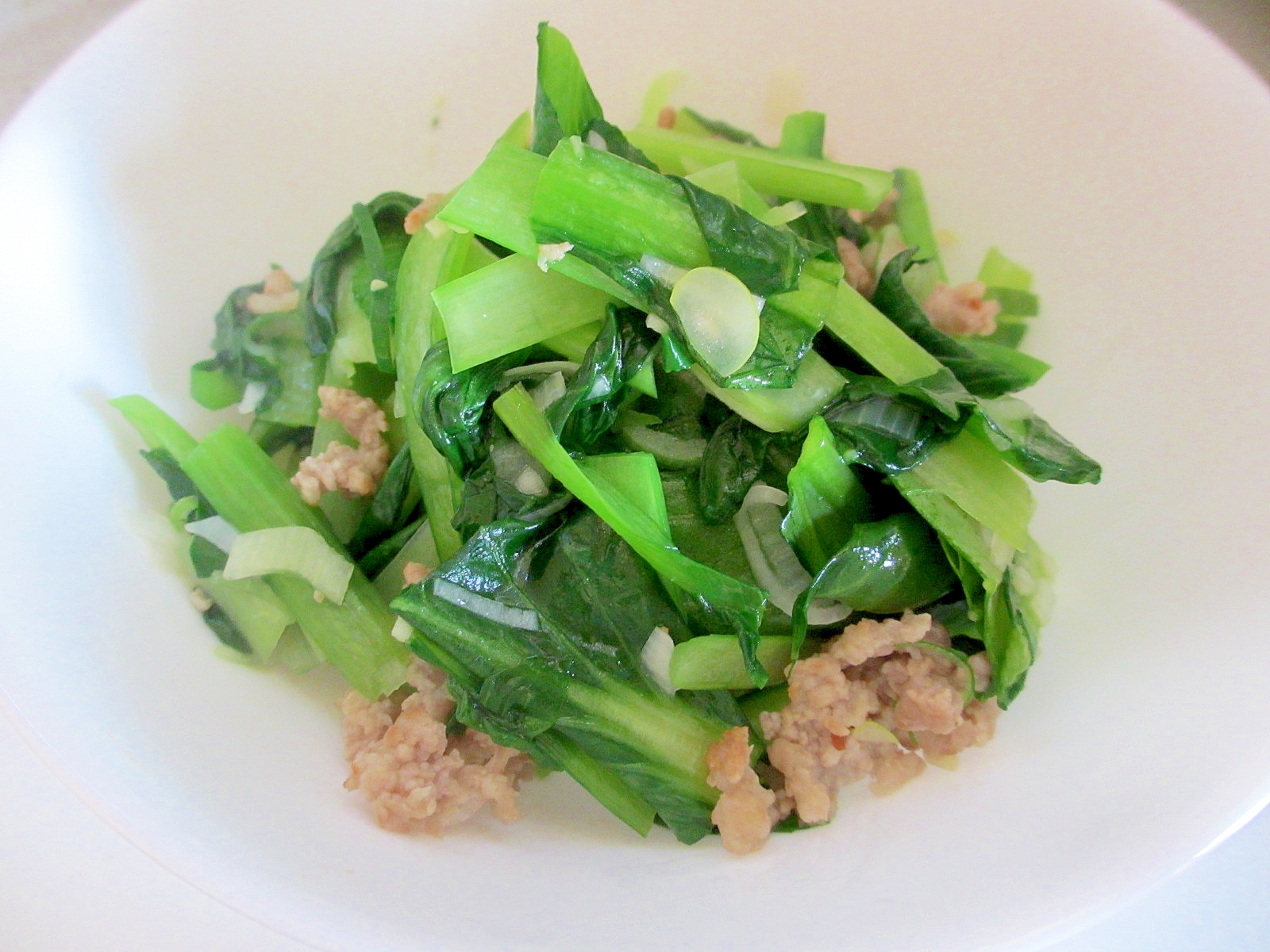 小松菜とひき肉とねぎ生姜炒め