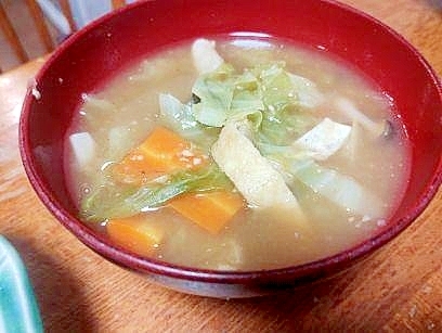 キャベツの味噌汁