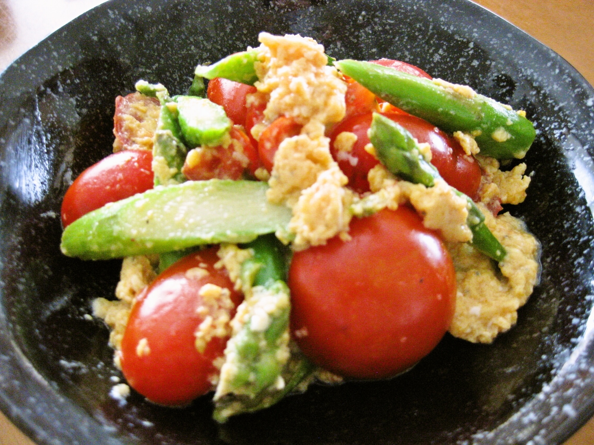 簡単！美味しい♪トマトとアスパラの卵炒め☆ レシピ・作り方 by れい