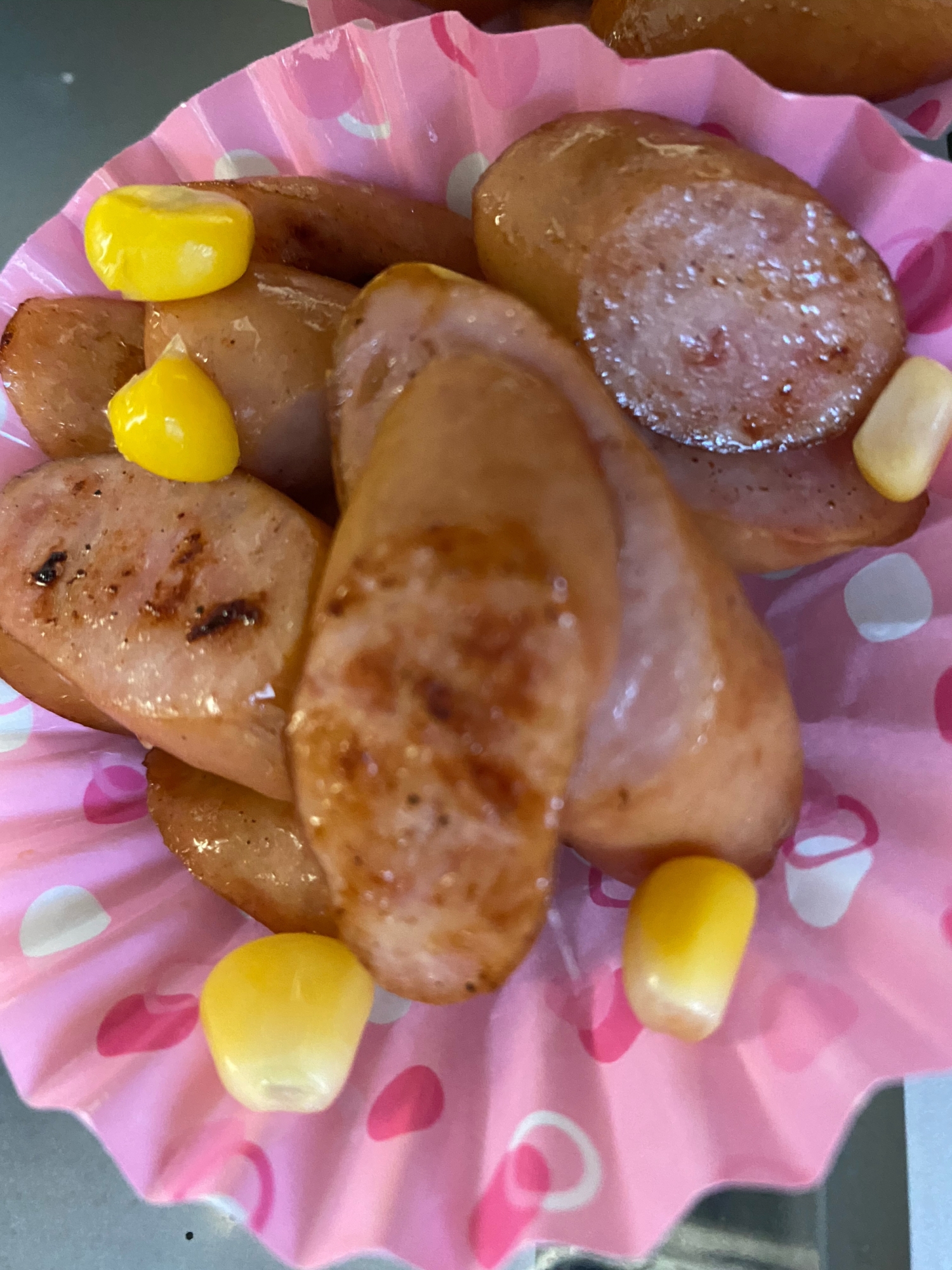 ウインナーとコーンの炒め物