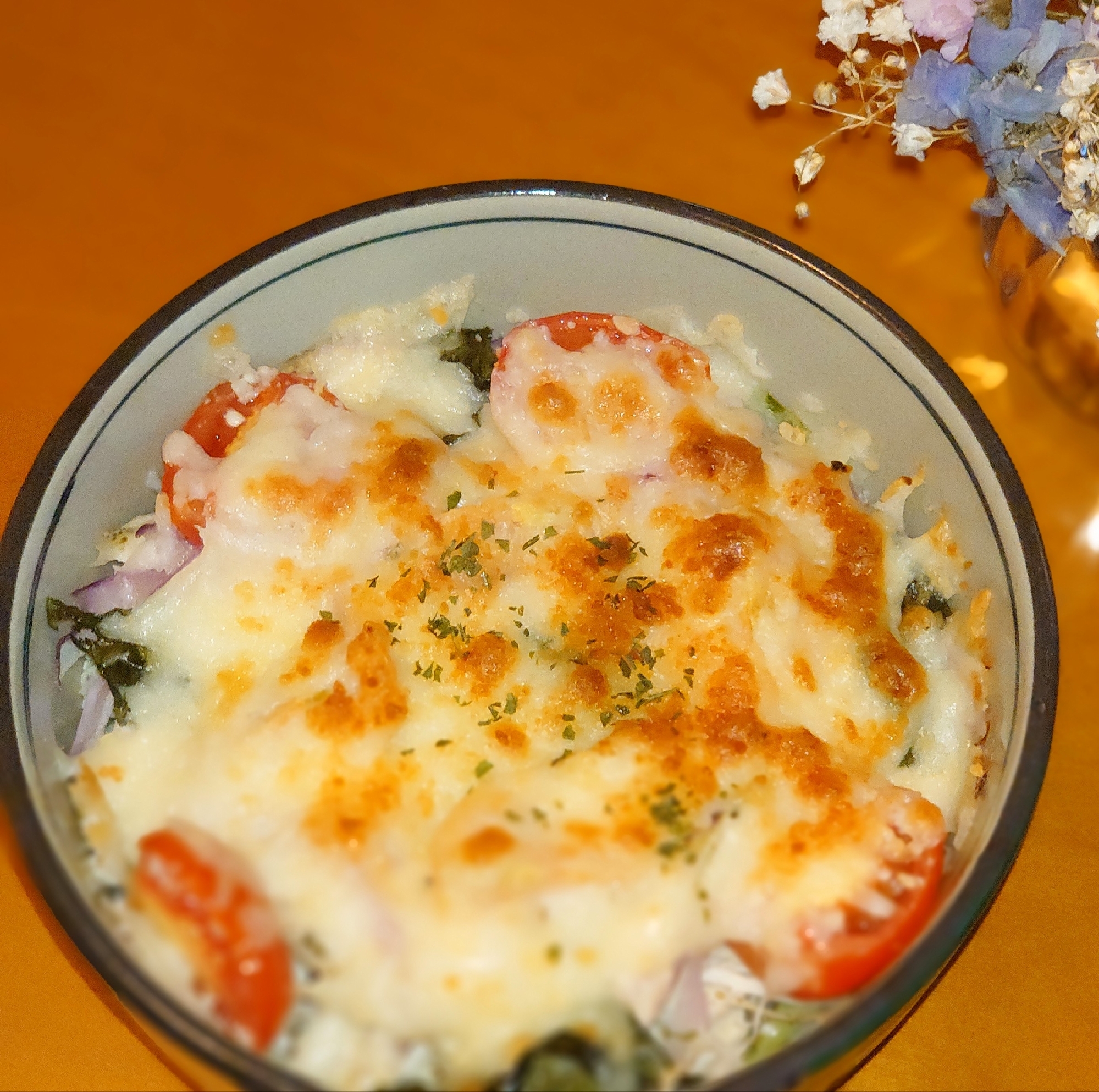 簡単ᕷ˖サラダチキンdeチーズ焼き丼ꕤ୭*