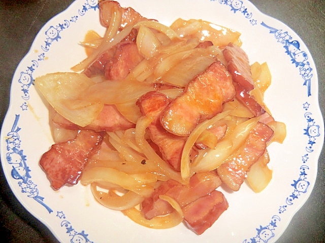 ベーコンと玉葱のホットチリソース炒め レシピ 作り方 By らきおっち 楽天レシピ ベーコンと玉葱のホットチリソース炒め レシピ 作り方 By らきおっち 楽天レシピ