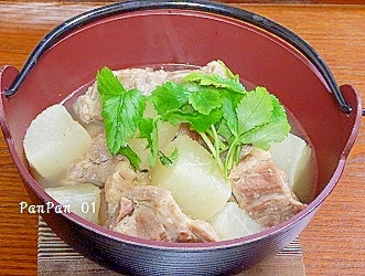 塩麹豚肉と大根の昆布茶煮