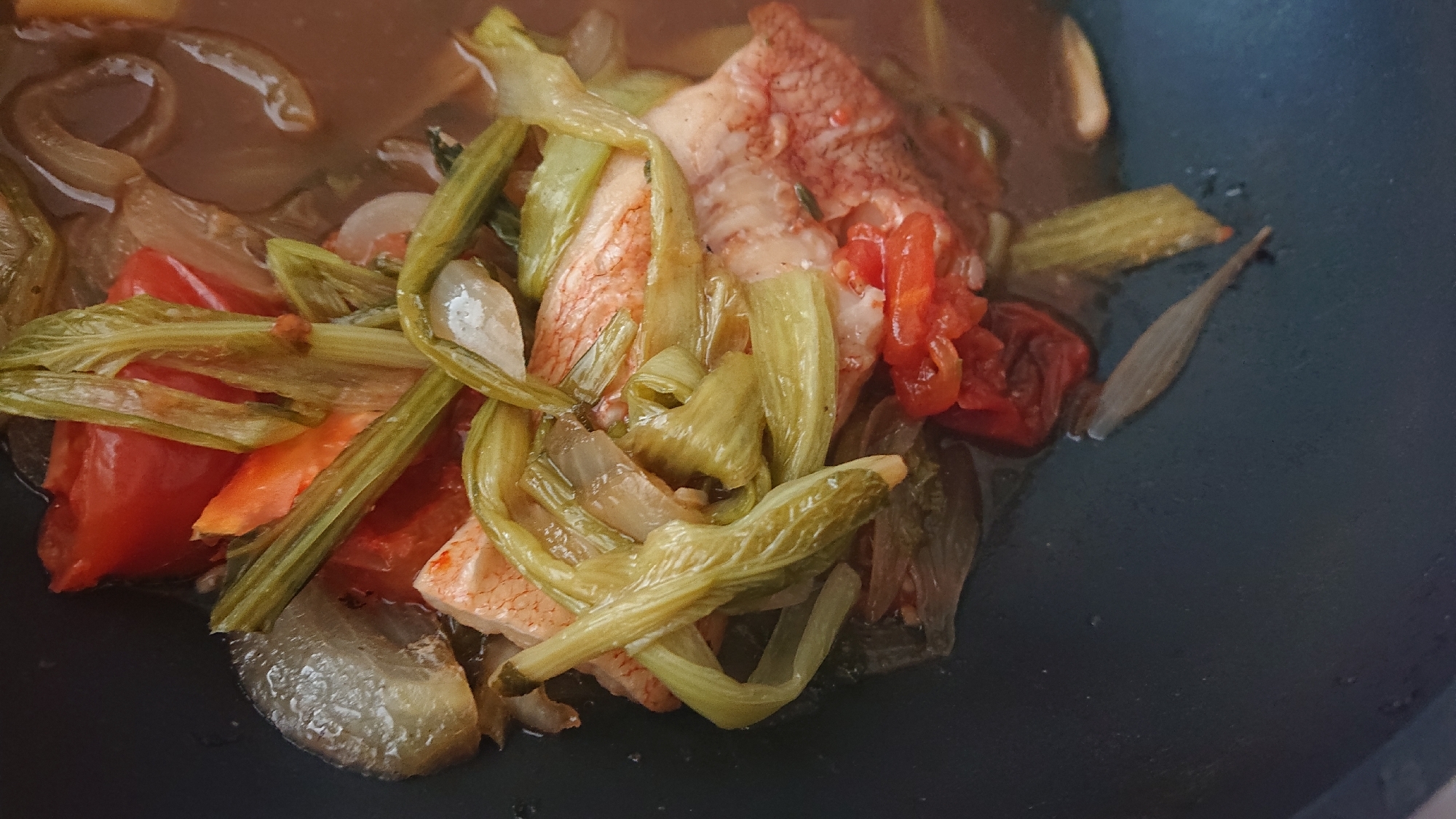 赤魚とトマト小松菜の和風煮
