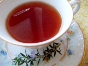 リラックスしたいあなたに ローズマリー紅茶 レシピ 作り方 By Ayanz 楽天レシピ