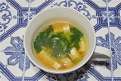 豆腐と小松菜のスープ