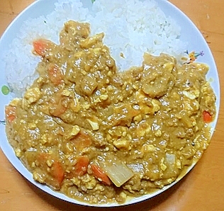 大根と人参のひき肉豆腐カレー