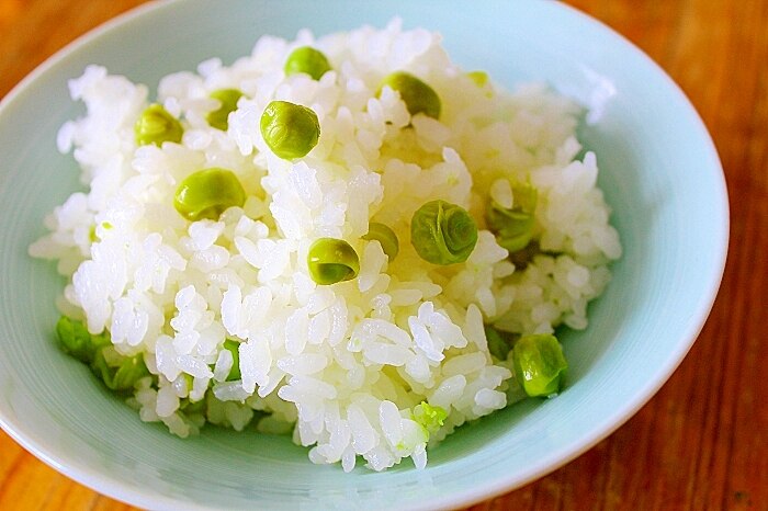 豆ごはん＊鞘も炊き込む レシピ・作り方 by きばな - 楽天レシピ