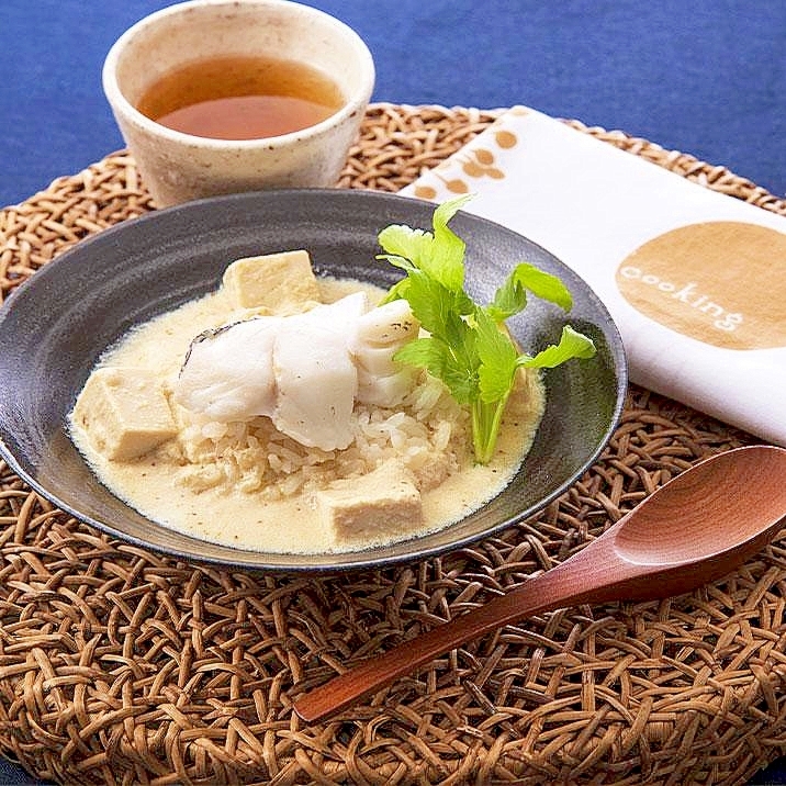 ごまだれゆず胡椒で簡単♪鱈と豆腐のスープかけごはん