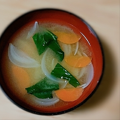 ꕥほうれん草と玉ねぎの味噌汁ꕥ