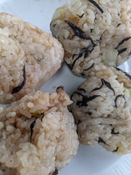 包丁不要♡塩分控えめ♡ひじきとかつお節炊き込みご飯
