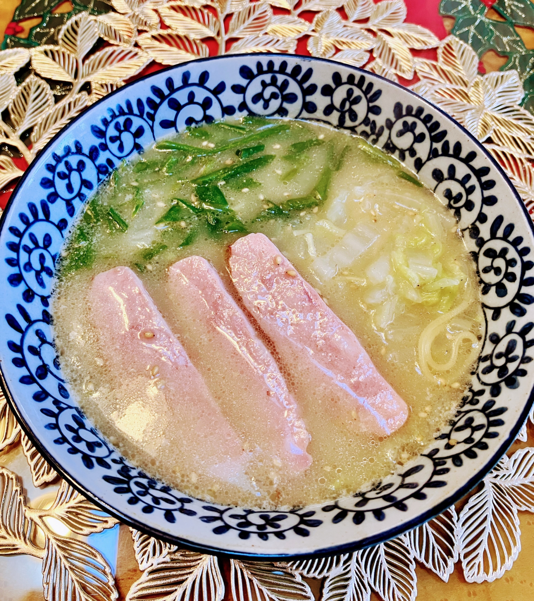 忙しい日は簡単に❣️即席とんこつラーメン