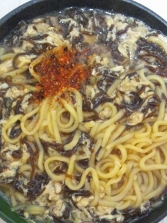 チキンラーメンの代わりに醤油ラーメンで作りましたがおいしかったです、ごちそうさま