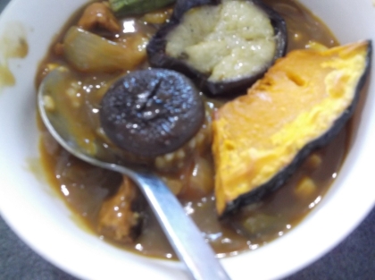 野菜たっぷり彩りカレー