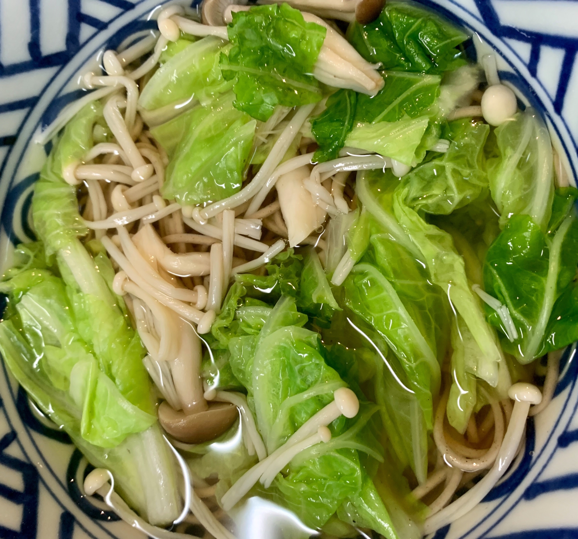 白菜たっぷりめ  温かい蕎麦