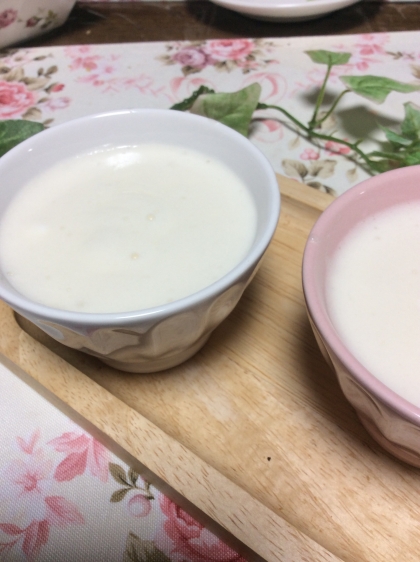 前回のココアプリンが大好評だったので今回はコチラを作りました♡マシュマロって優秀だわ♡実は今作りたてで熱々ホヤホヤです(笑)明日の朝楽しみに早起きして食べます♡